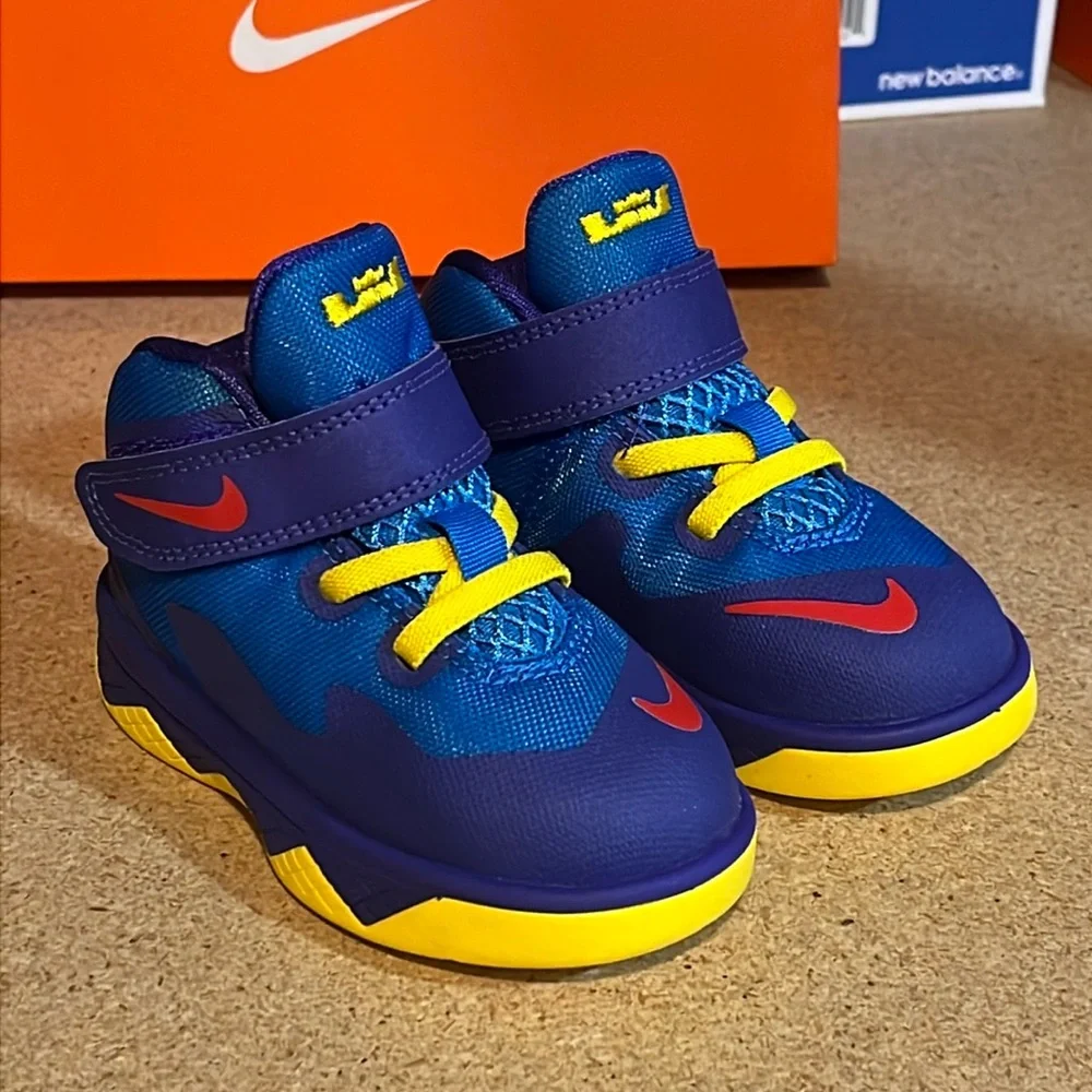 Nike Lebron Soldier XIII TD shoes sneakers new Toddlers 653647 400 Size 5C Sz 5